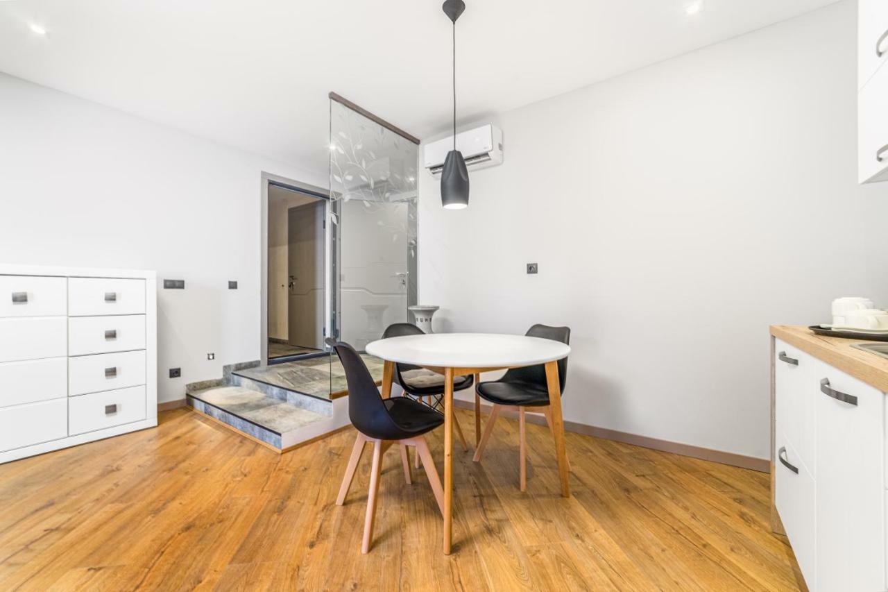 Deribasovskaya Street, 19 Appartement Odessa Buitenkant foto